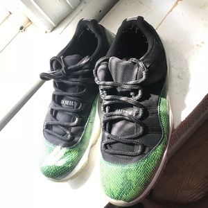 Jordan 11s low top snake skin forest green